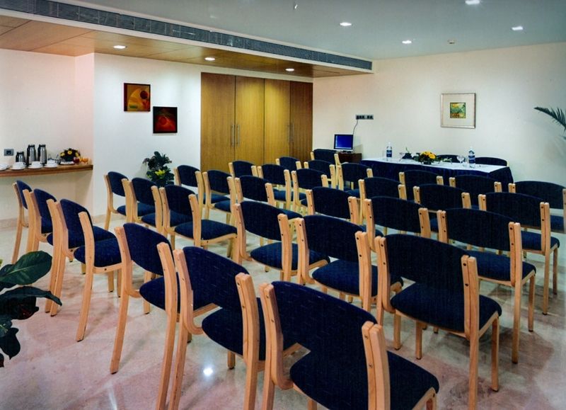 Centurion Inn Pune Bagian luar foto