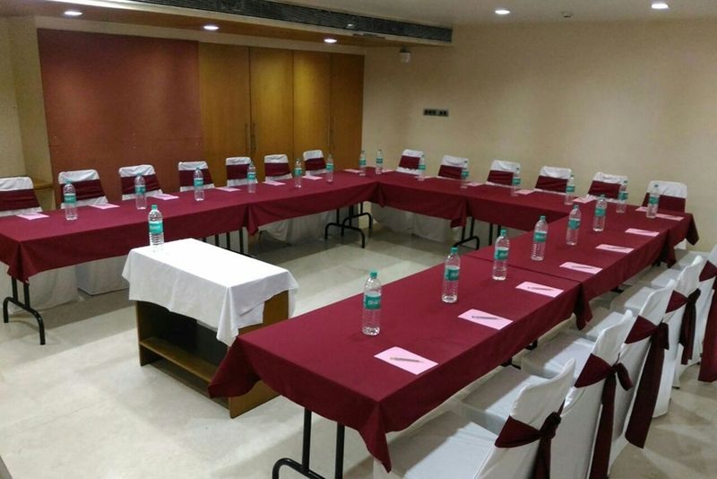 Centurion Inn Pune Bagian luar foto